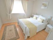 2 Bedrooms Terraced house for sale in Braemar Gardens,...