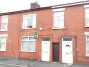 2 Bedrooms Terraced house for sale in De Lacy Street,...