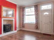 2 Bedrooms Terraced house for sale in Grindle Road,...