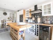 2 Bedrooms Terraced house for sale in Harefield Road,...