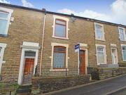2 Bedrooms Terraced house for sale in Hollins Grove...