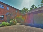 2 Bedrooms Terraced house for sale in Hookwood, Horley,...