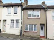 2 Bedrooms Terraced house for sale in Kitchener Road,...