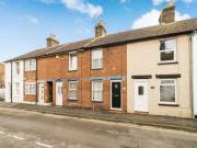 2 Bedrooms Terraced house for sale in Luton Road,...