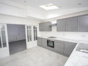 2 Bedrooms Terraced house for sale in Perth Street,...