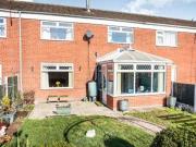 2 Bedrooms Terraced house for sale in Primrose Way,...