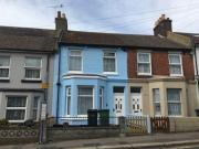 2 Bedrooms Terraced house for sale in Priory Road,... 2 Bedrooms Terraced house for sale in Priory Road,...