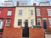 2 Bedrooms Terraced house for sale in Runswick Avenue,...