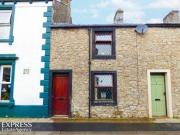 2 Bedrooms Terraced house for sale in Salthill Road,...