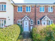 2 Bedrooms Terraced house for sale in Smeeds Close, East...