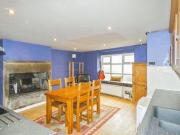 2 Bedrooms Terraced house for sale in Springfield...