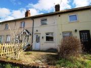 2 Bedrooms Terraced house for sale in Station Road,...