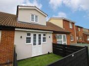 2 Bedrooms Terraced house for sale in Tinsley Close,...