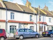 2 Bedrooms Terraced house for sale in Whitehawk Road,...