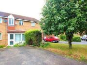 2 Bedrooms Town house for rent in Kingsdown Road,...