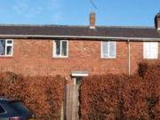 2 Bedrooms Town house for rent in Roberts Crescent,...