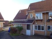 2 Bedrooms Town house for rent in Westminster Close,...