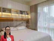 2 Bedrooms with maidsroom and parking for rent