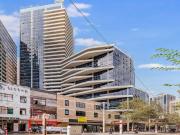 2 beds + Study + 2 baths Apartment in Inmark Tower