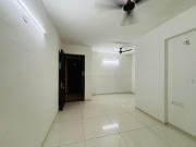 2 BHK Apartment in Vaishno Devi Circle for rent...