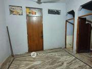 1 BHK Flat In Standalone Building for Rent In Sector 13