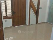 2 BHK Flat In Uttam Nagar West for Rent In Uttam Nagar...