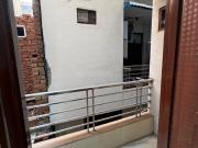 2 BHK Independent Builder Floor in Uttam Nagar for rent...