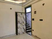 2 BHK Independent Builder Floor in DLF Ankur Vihar for...