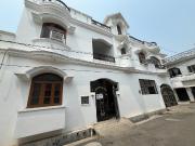 2 BHK Studio in Triveni Nagar for rent Lucknow. The...