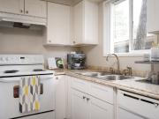 2 BR, 1.5 BA Apartment 2844 River Rd S Unit 2830B,...