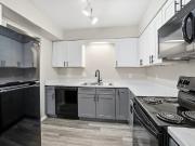 2 BR, 1.5 BA Apartment 5439 N Clinton St Unit 5217, Fort...