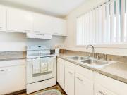 2 BR, 1 BA Apartment 10728 Northeast Halsey Street Unit...