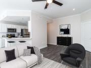 2 BR, 1 BA Apartment 2225 West Frye Rd. Unit 2114,...