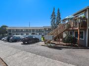 2 BR, 1 BA Apartment 3830 SW Plum St Unit 42, Portland,...