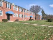 2 BR, 1 BA Apartment 4008 Fordleigh Road Unit 3919C,...