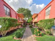 2 BR, 1 BA Apartment 4137 Dover Avenue Unit 1 9,...