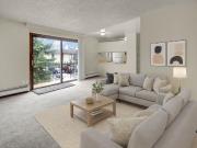 2 BR, 1 BA Apartment 4221 Laurel Street Unit 122,...