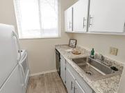 2 BR, 1 BA Apartment 4300 Strathmore Dr Apt 8 Unit 4304...