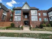 2 BR, 1 BA Apartment 4327 Mercier St Unit, Kansas City,...