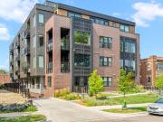 2 BR, 1 BA Apartment 4418 Beard Avenue South Unit 401,...