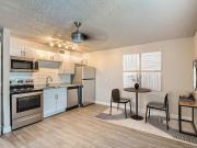 2 BR, 1 BA Apartment 5038 North 55th Avenue Unit 1105,...