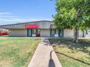 2 BR, 1 BA Apartment 6021 North 48th Avenue Unit 6109...