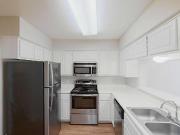 2 Br, 1 bath, Apartment 3200 S Center St