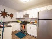 2 Br, 1 bath, Apartment 6401 Academy Rd NE