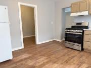 2 Br, 1 bath, Other 8833 South Exchange Avenue