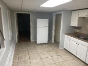 2 Br, 1 bath, Single Family 10 Pike Street