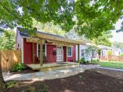 2 Br, 1 bath, Single Family 5006 Rosslyn Ave