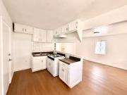 2 Br, 1 bath, Single Family 9303 S Western Avenue