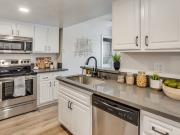 2 BR, 2 BA Apartment 2112 Floyd Ave Unit 8, Modesto, CA...