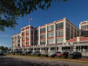 2 BR, 2 BA Apartment 3700 Orleans Avenue Unit 1306, New...